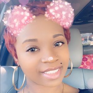 Meet your Posher, Symira